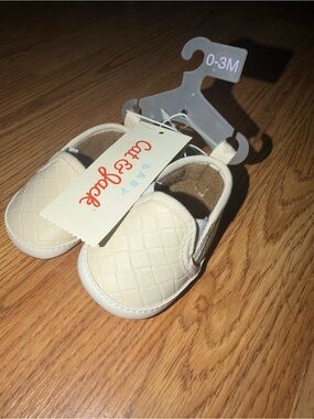 Cat & Jack Cream Quilted Slip-On Baby Shoes